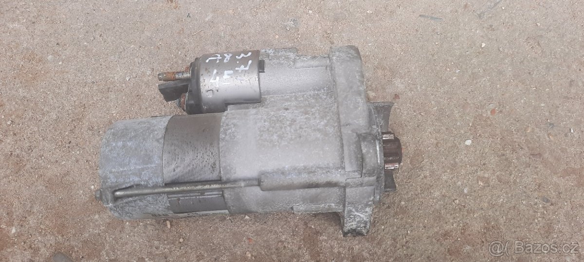 Starter audi a8 4e d3 4.2 3.7 benzin 077911023j - 3