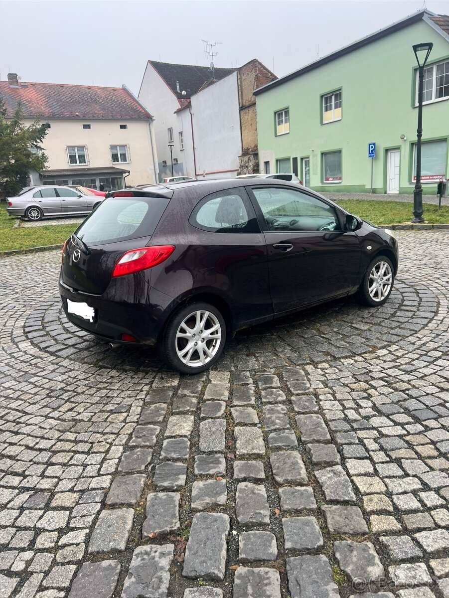 Mazda 2 1.3 2009 - 3
