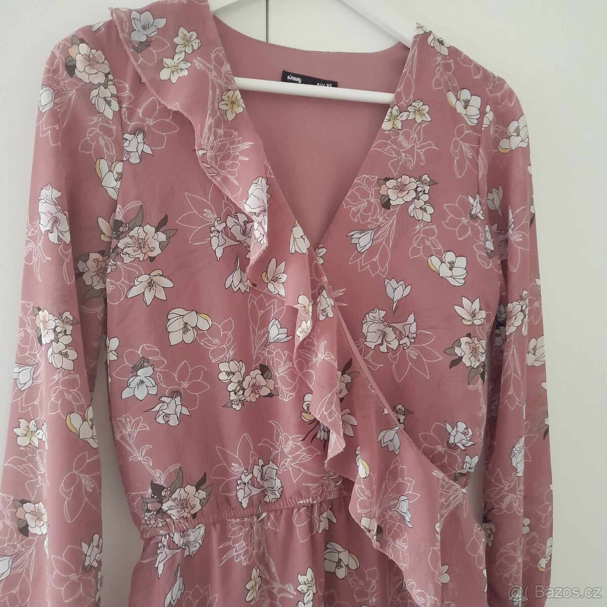 Šaty s kanýrkem - 3