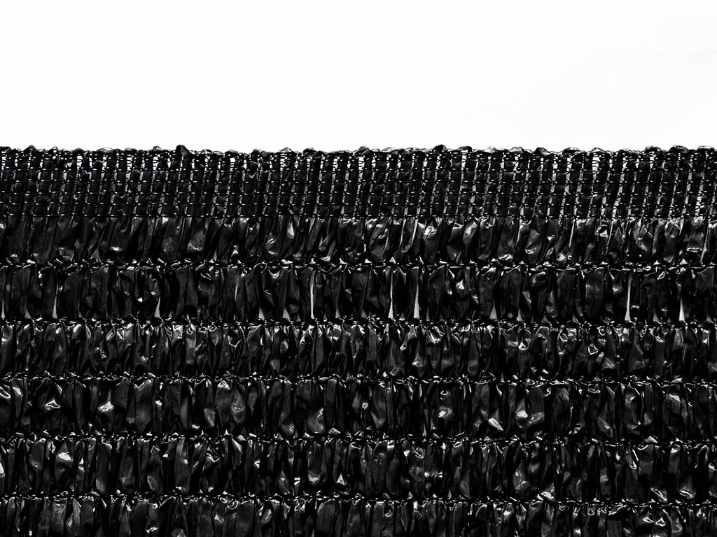 Stínící síť - tkanina na plot černá Kataro - 3