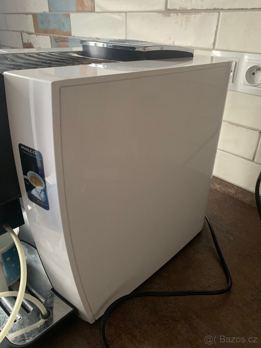 Špičkový kávovar Philco Phem 1000 - 3