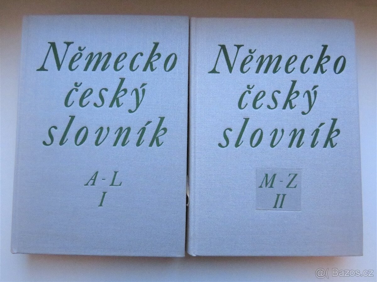 Starší učebnice a slovníky - 3