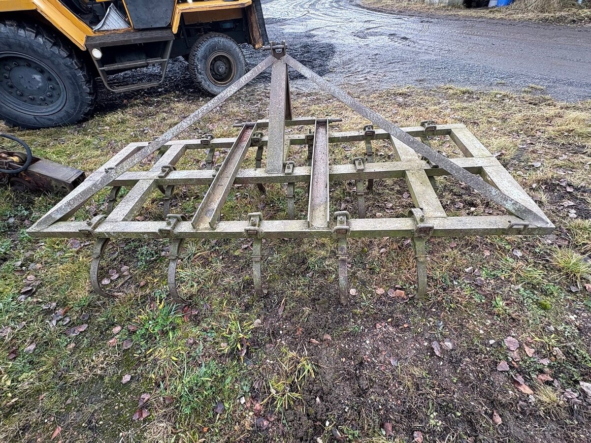 Kultivátor nesený za traktor - 3