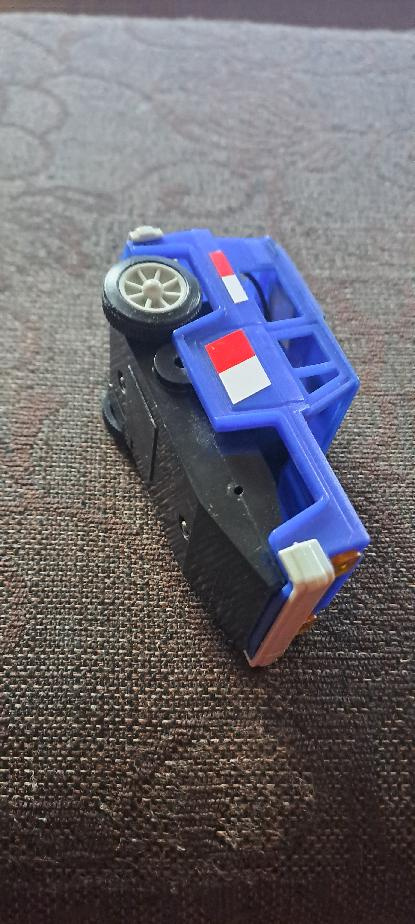 Retro autíčko IRISA KDN - 3