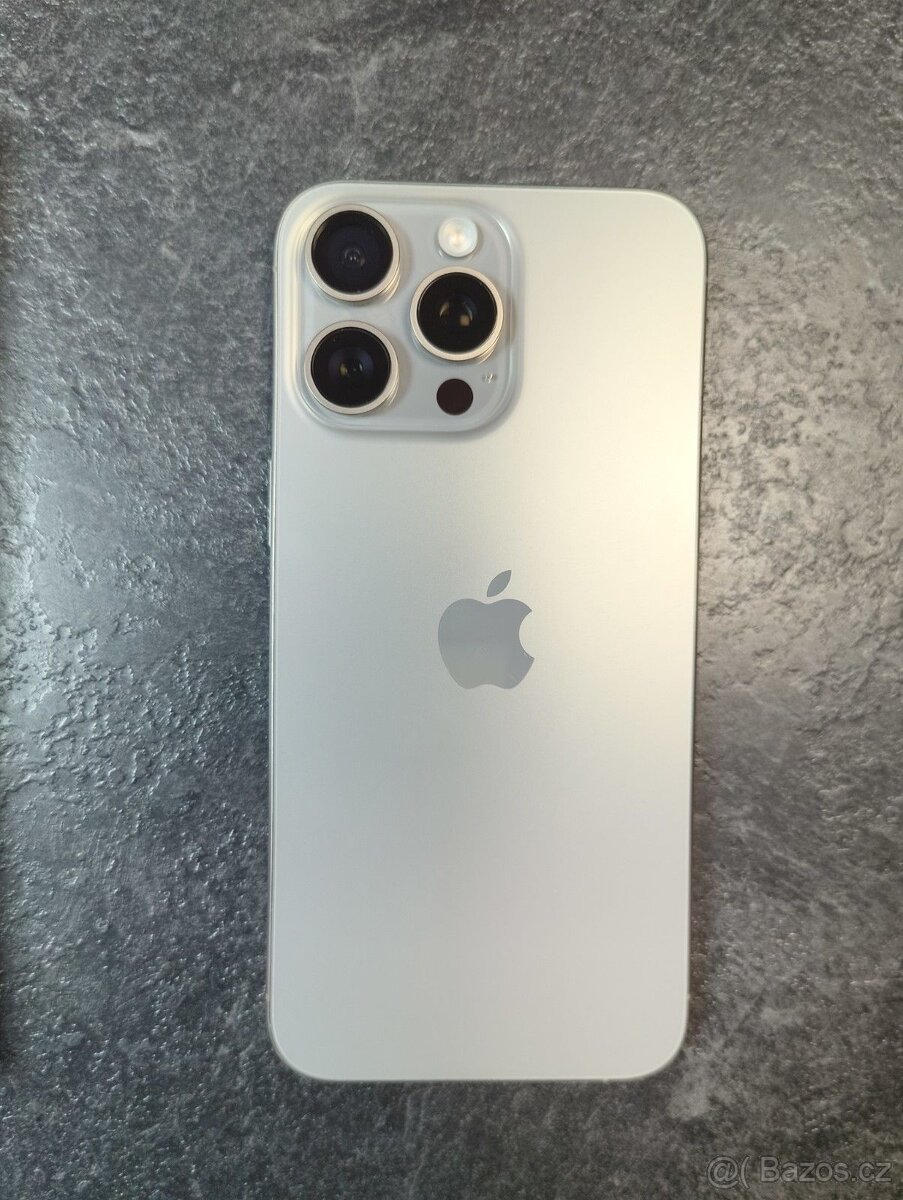 iPhone 15 Pro Max 256GB - 3