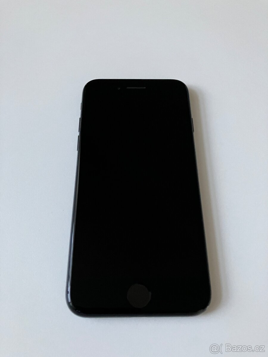 Apple IPhone 7 32GB černý - 3