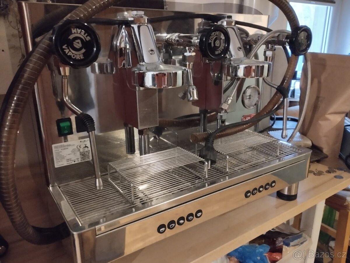 Pákový Kávovar Lelit Giulietta - 3