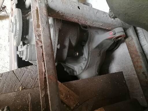 Tatra 810 nápravy - 3