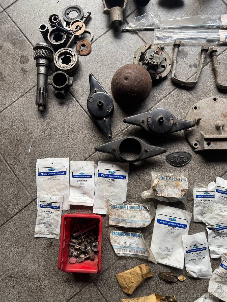 Mix motorových a mechanických dílů – Ford model A / V8 - 3