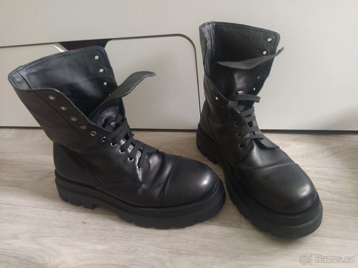 Kožené černé vysoké šněrovací boty 8 by YOOX - 3