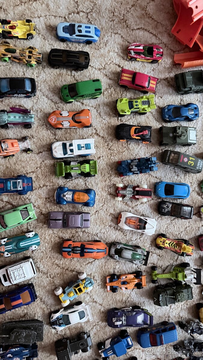 Auta , Dráha - Hot wheels - 3