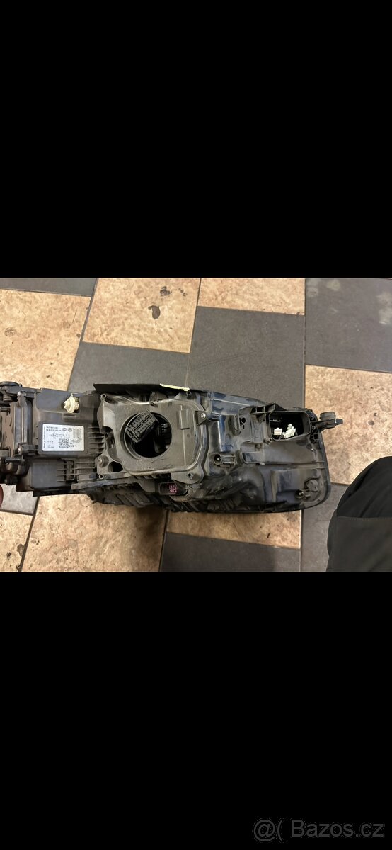 Vw Touareg LP světlo 761941081 - 3