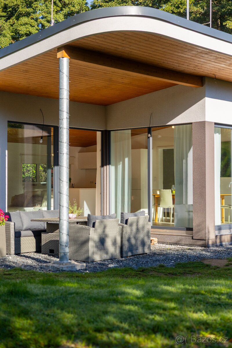 PRODEJ MODERNÍHO RODINNÉHO DOMU V LOUŇOVICÍCH, NEDALEKO PRAH - 3