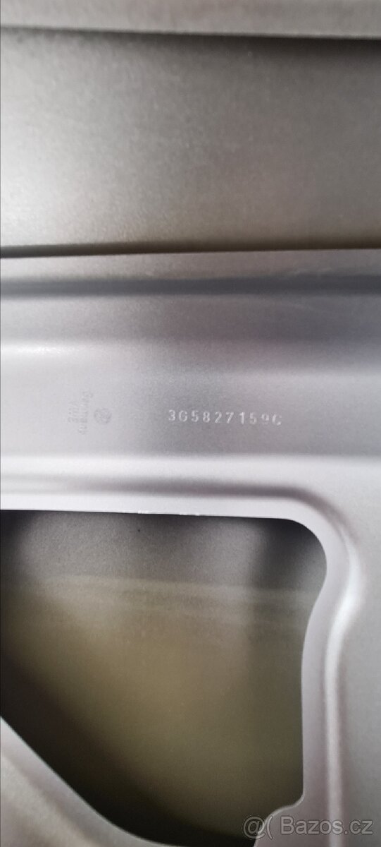 Passat b8 Víko - páté Dveře LA7W - 3