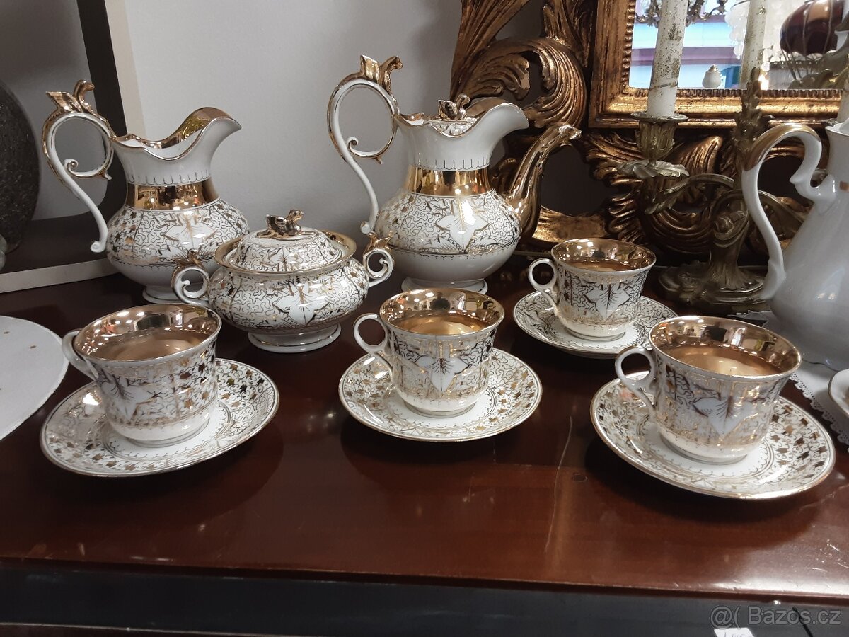 Krásná porcelánová čajová souprava - 3