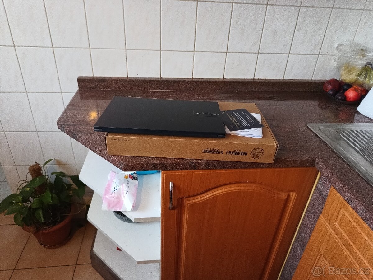 NOVÝ ALE ROZBALENÝ-ASUS Vivobook X1504V - 3