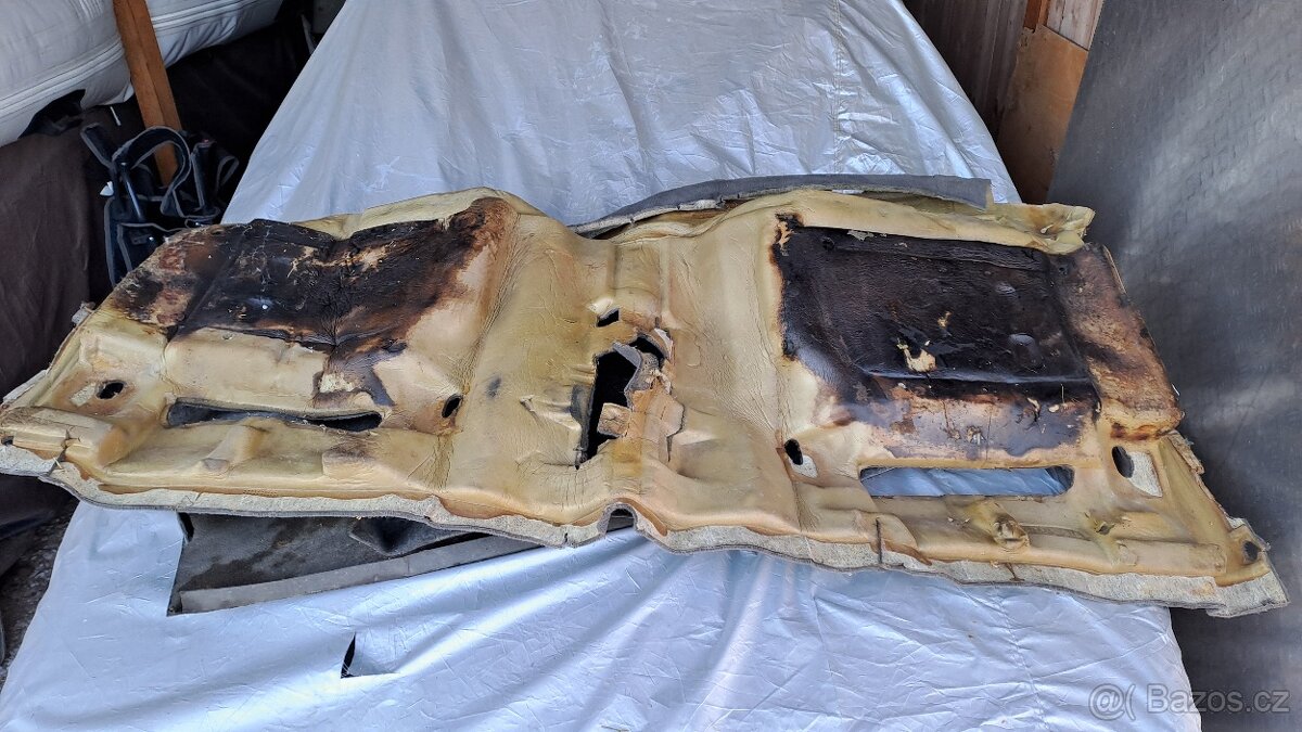 Zadni koberec bmw e34 sedan - 3