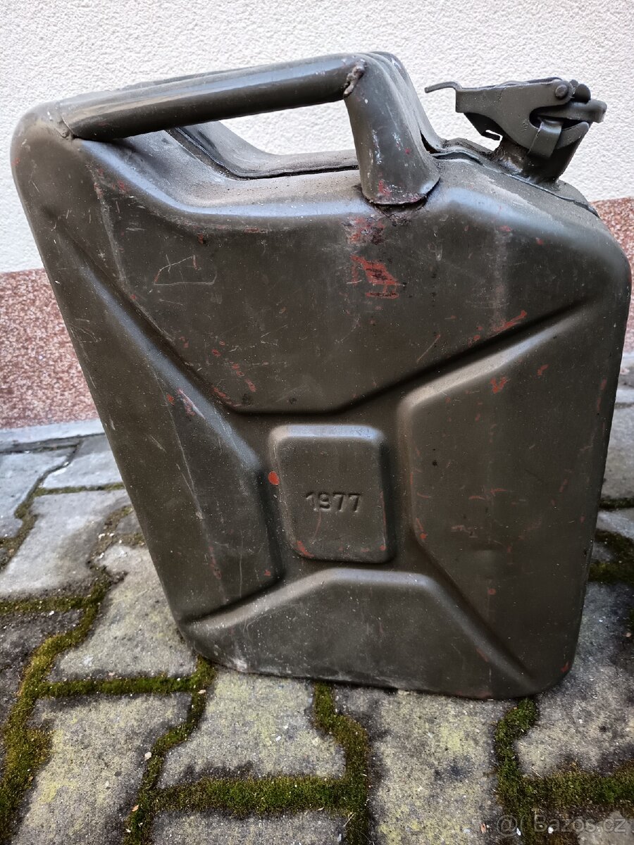 Plechové kanistry - 3