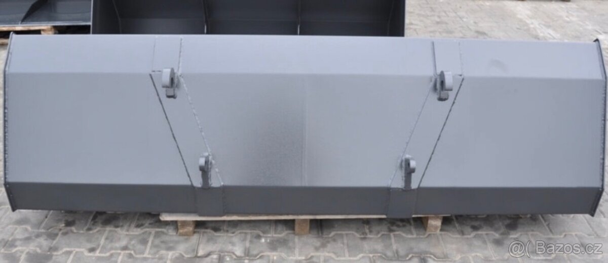 Lžíce na traktor - 3