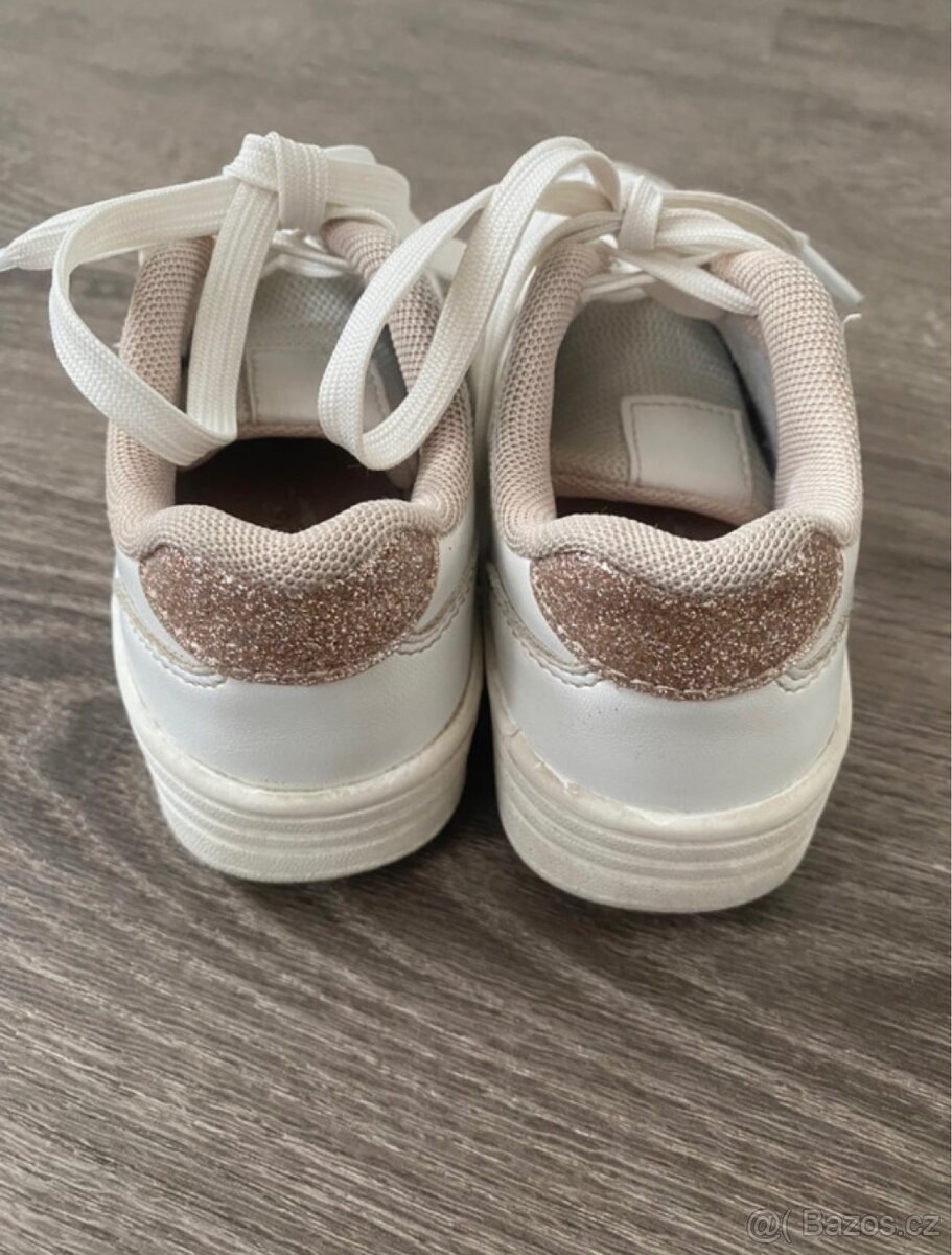 Dívčí tenisky Cupcake Couture vel.28 - 3