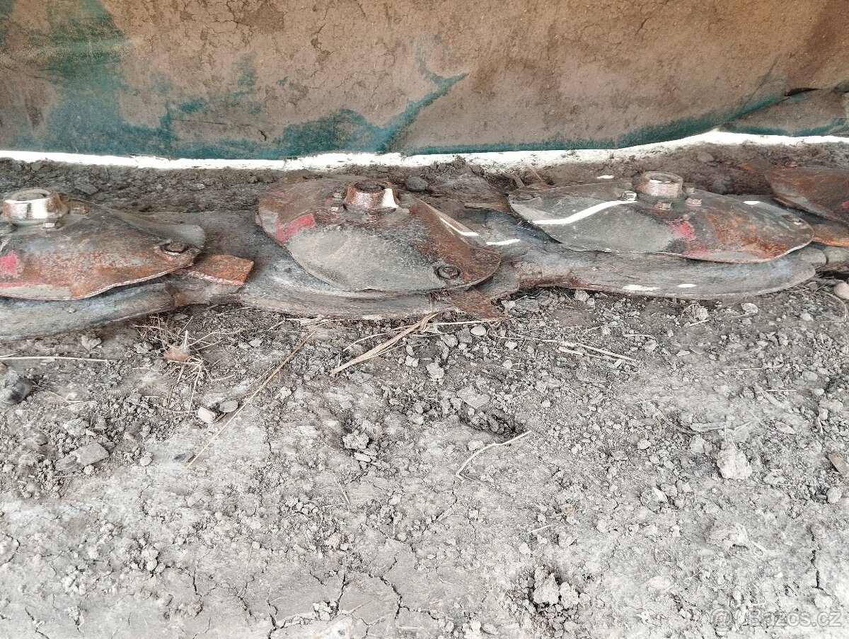 Sekačka Pöttinger Nova - 3