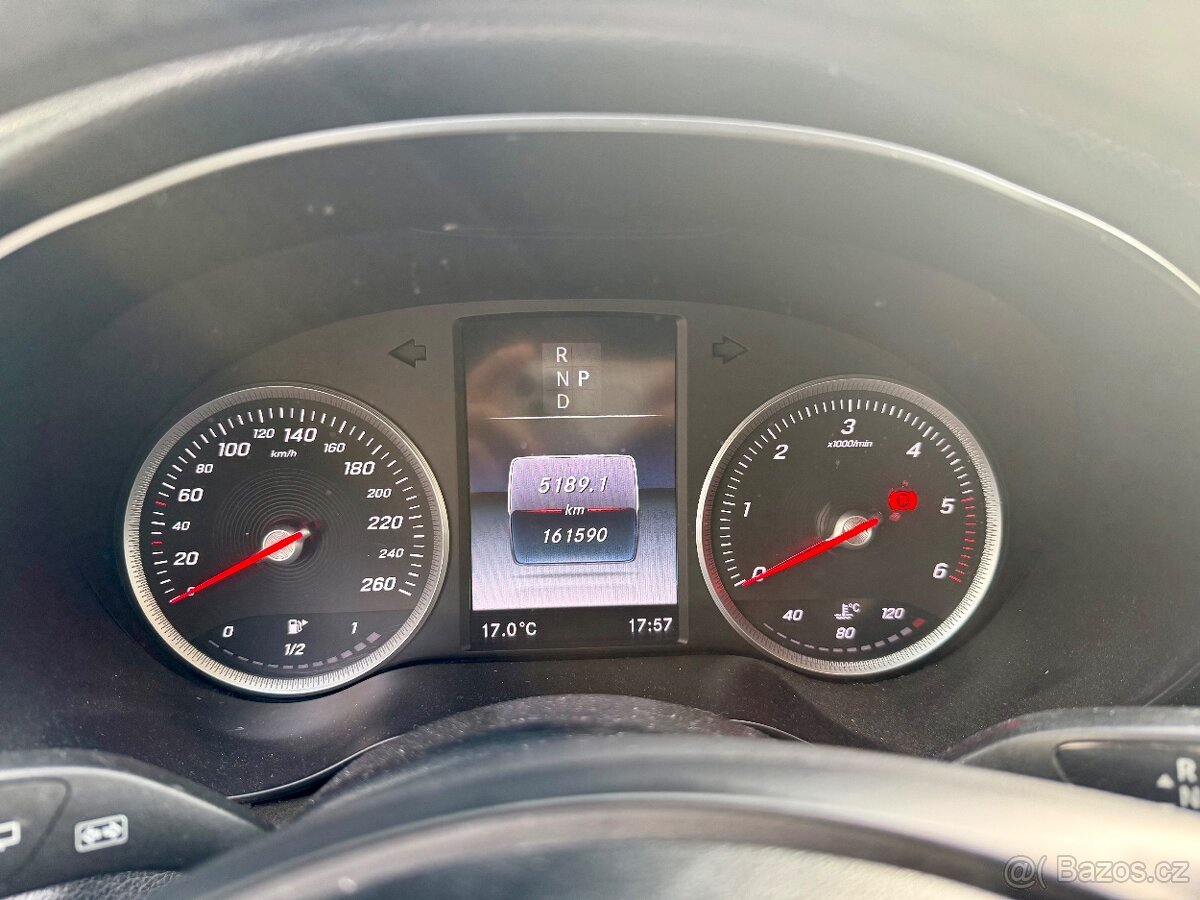 Mercedes-Benz c220 D - 3