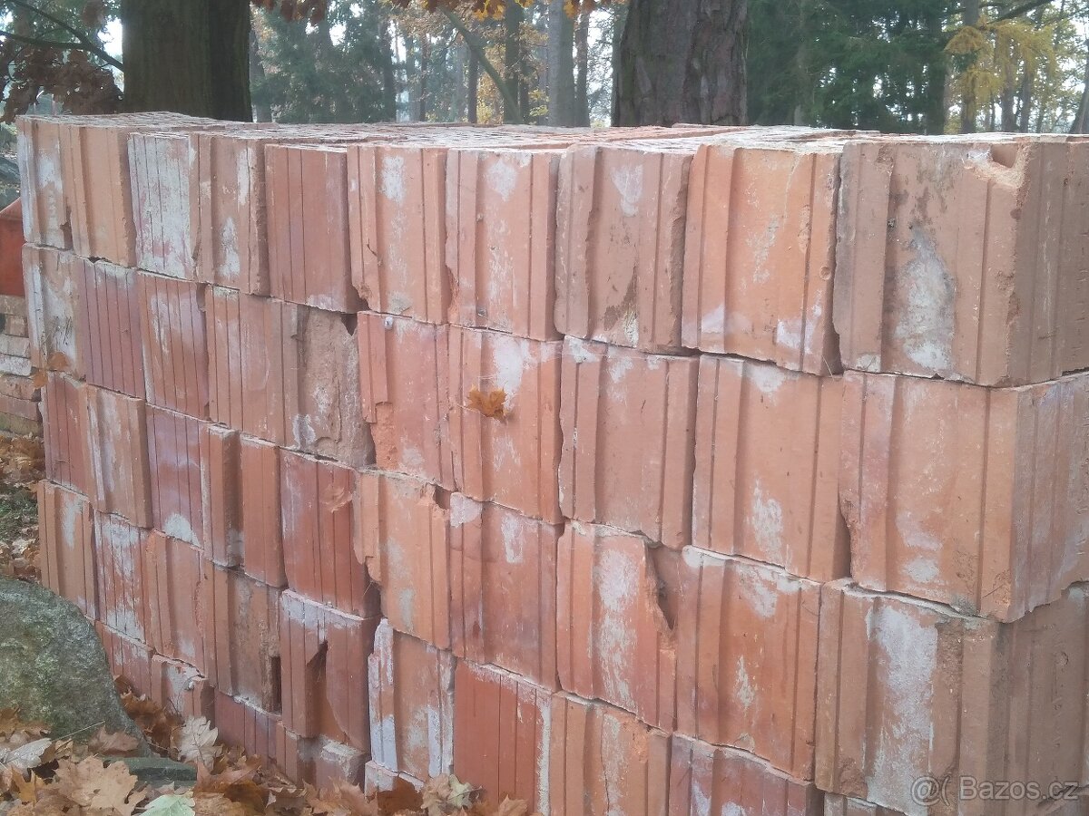 Cihly použité - 3