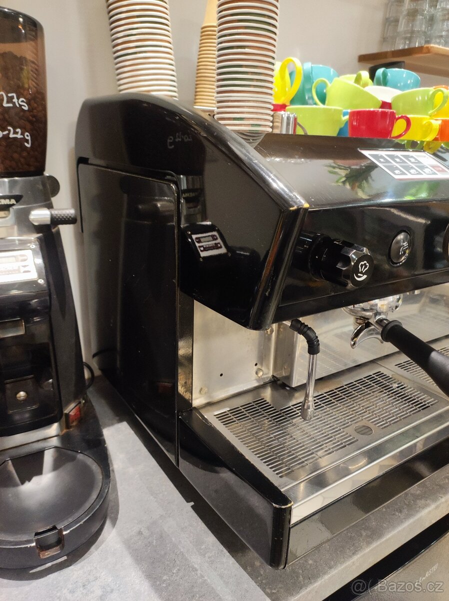 Profi dvoupákový kávovar Astoria SAE 2 po velkém servisu - 3