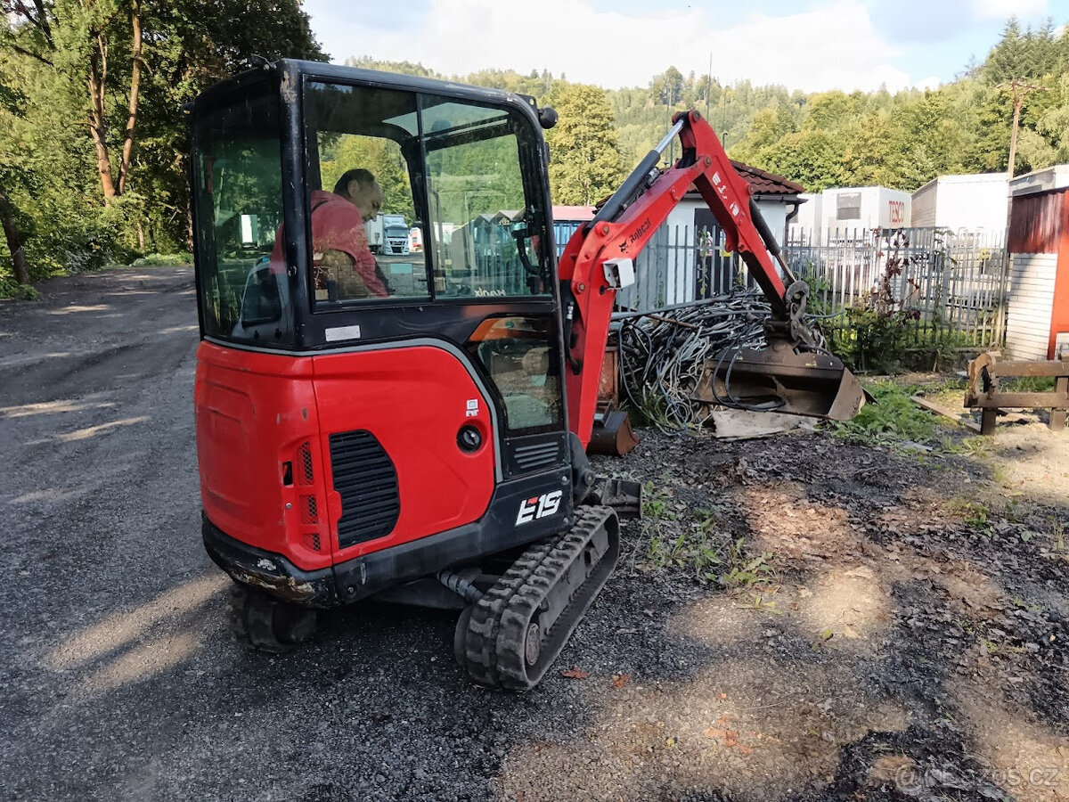 Bobcat E19 Minibagr 1,8 T - 3