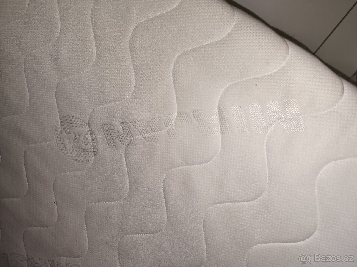 Postel bílá s matrací - 3