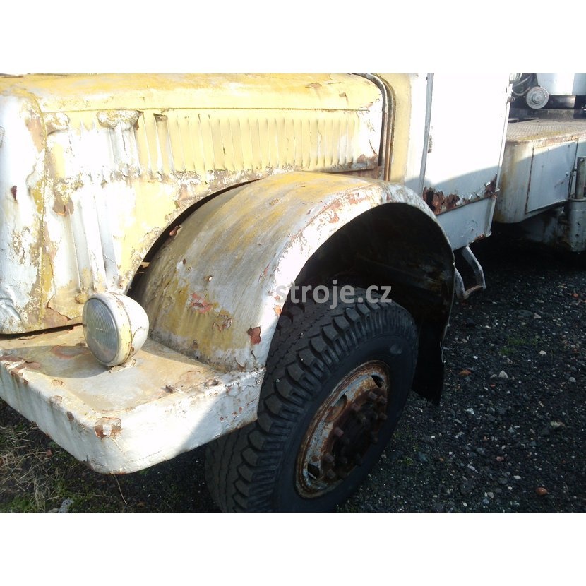 Tatra 111 autojeřáb - 3