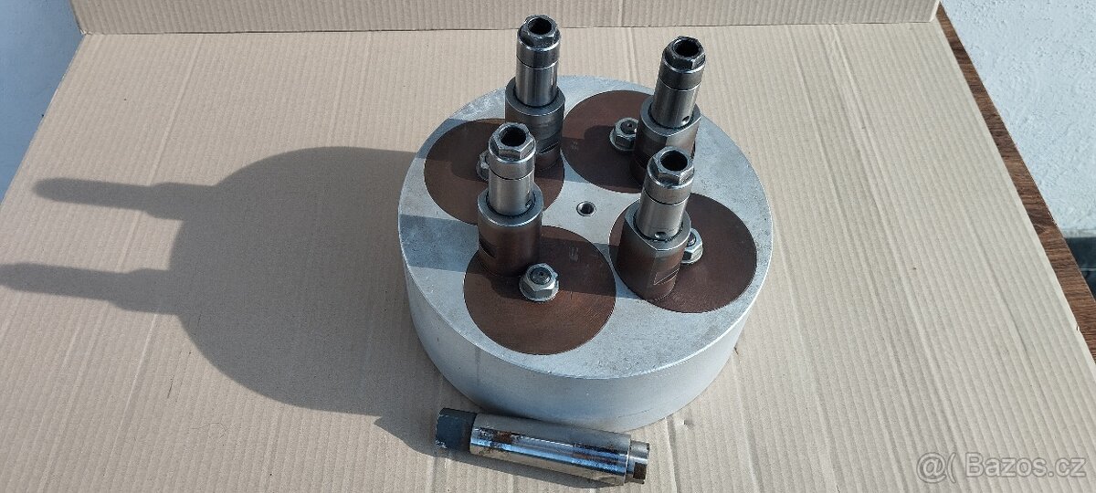 Vyvrtávací hlava pro 4 vrtáky - 3