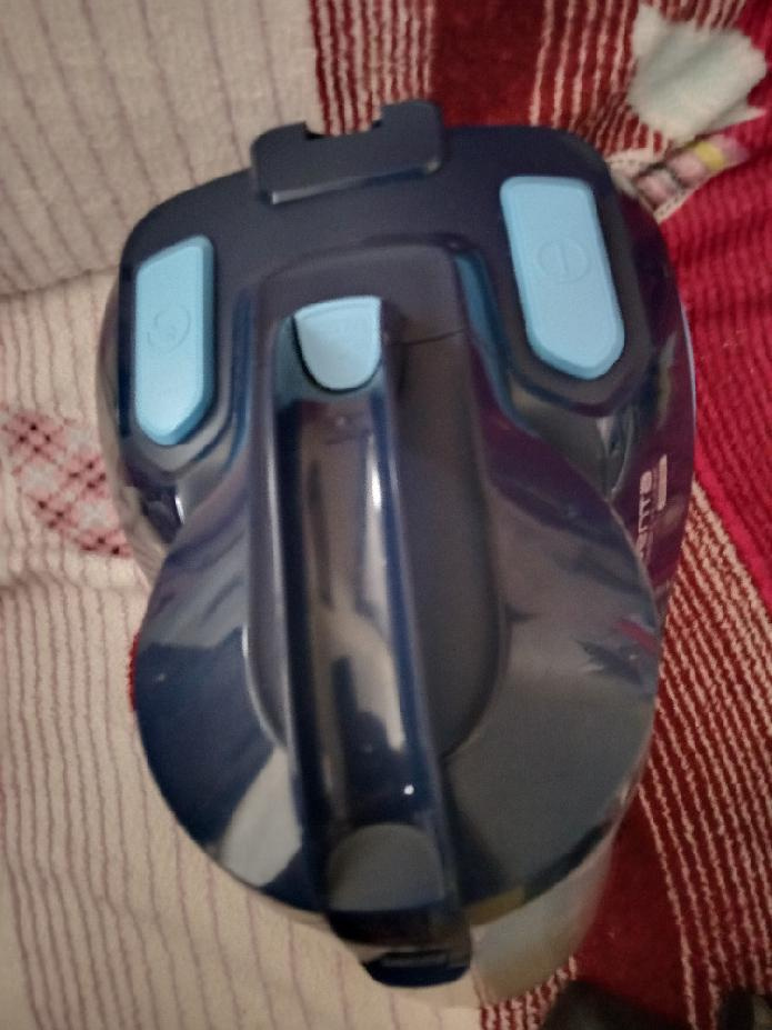 Bezsáčkový vysavač Rowenta, malý a lehký - 3