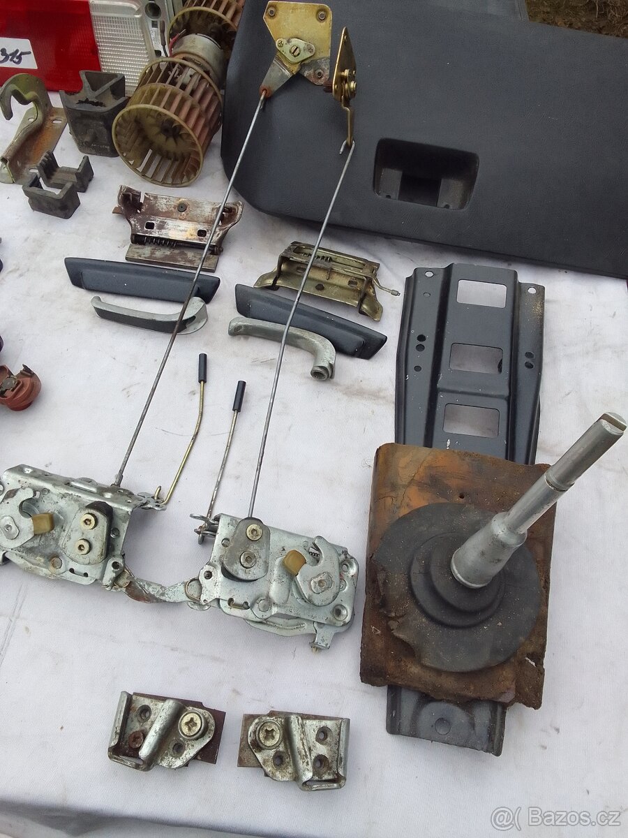 BMW E21 náhradní díly - 3