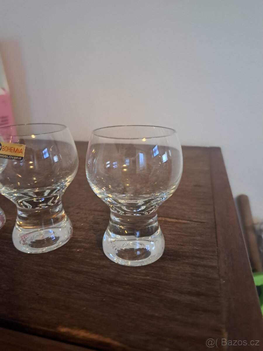 Skleničky - 3