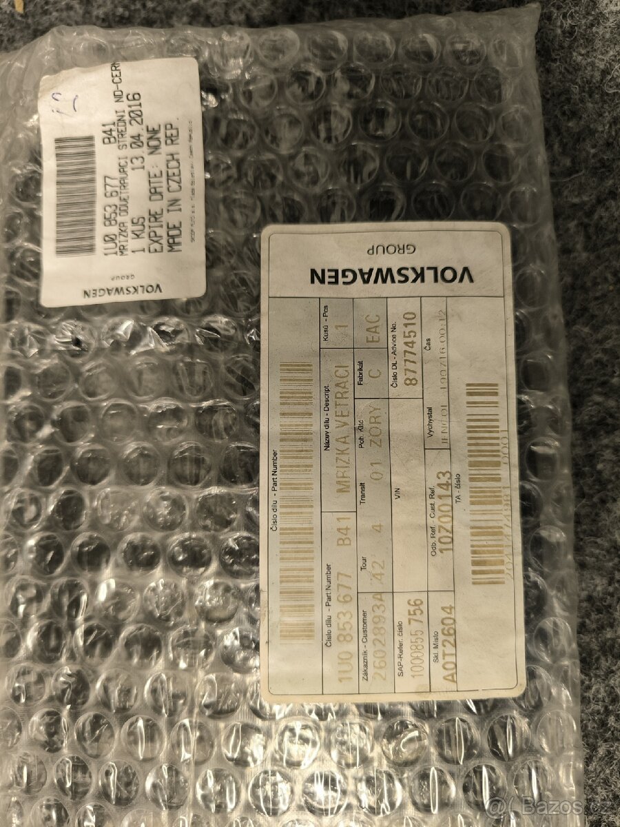 Škoda Octavia I 1. mřížka předního nárazníku - 3