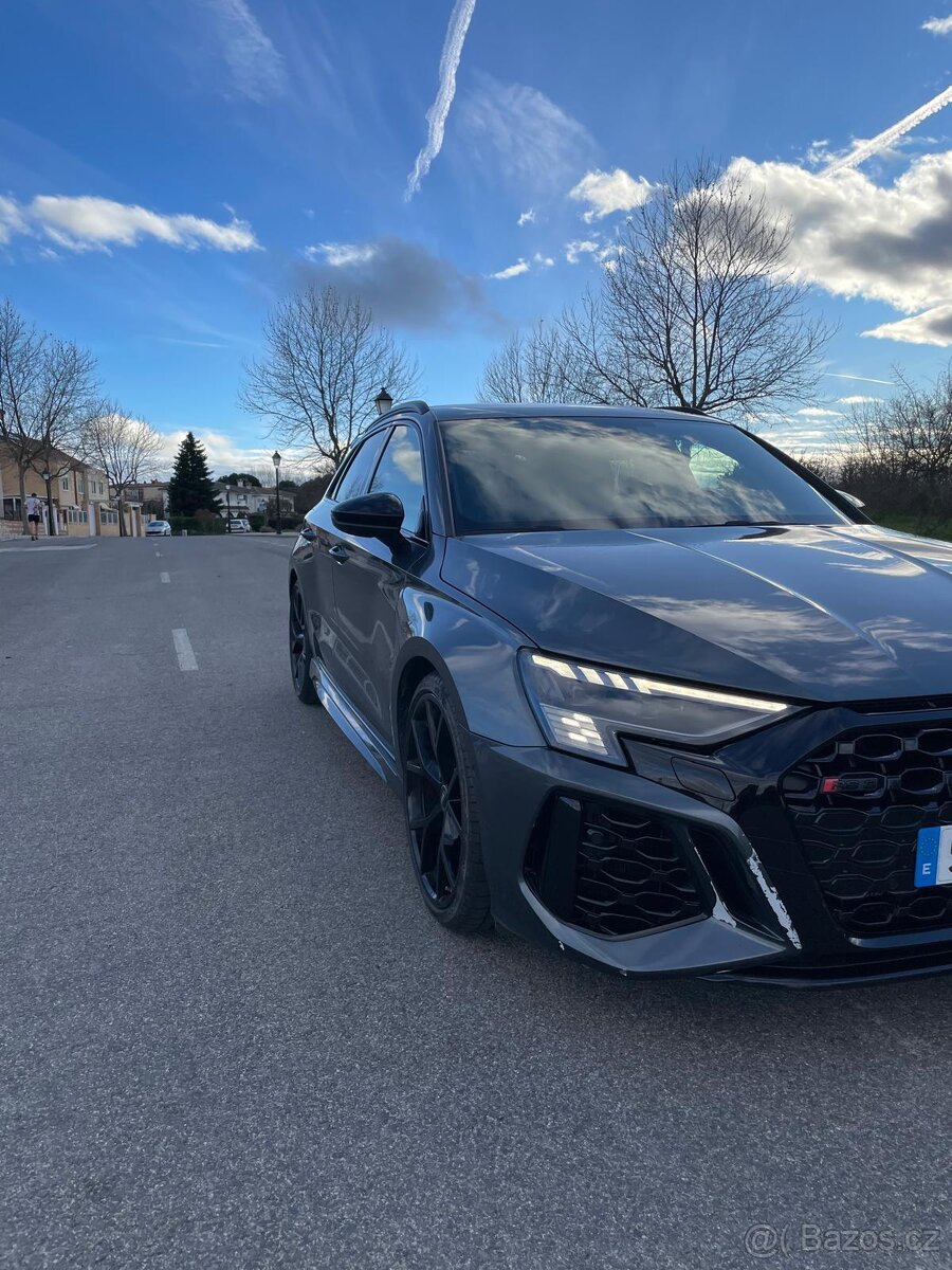 Audi RS3 - 3