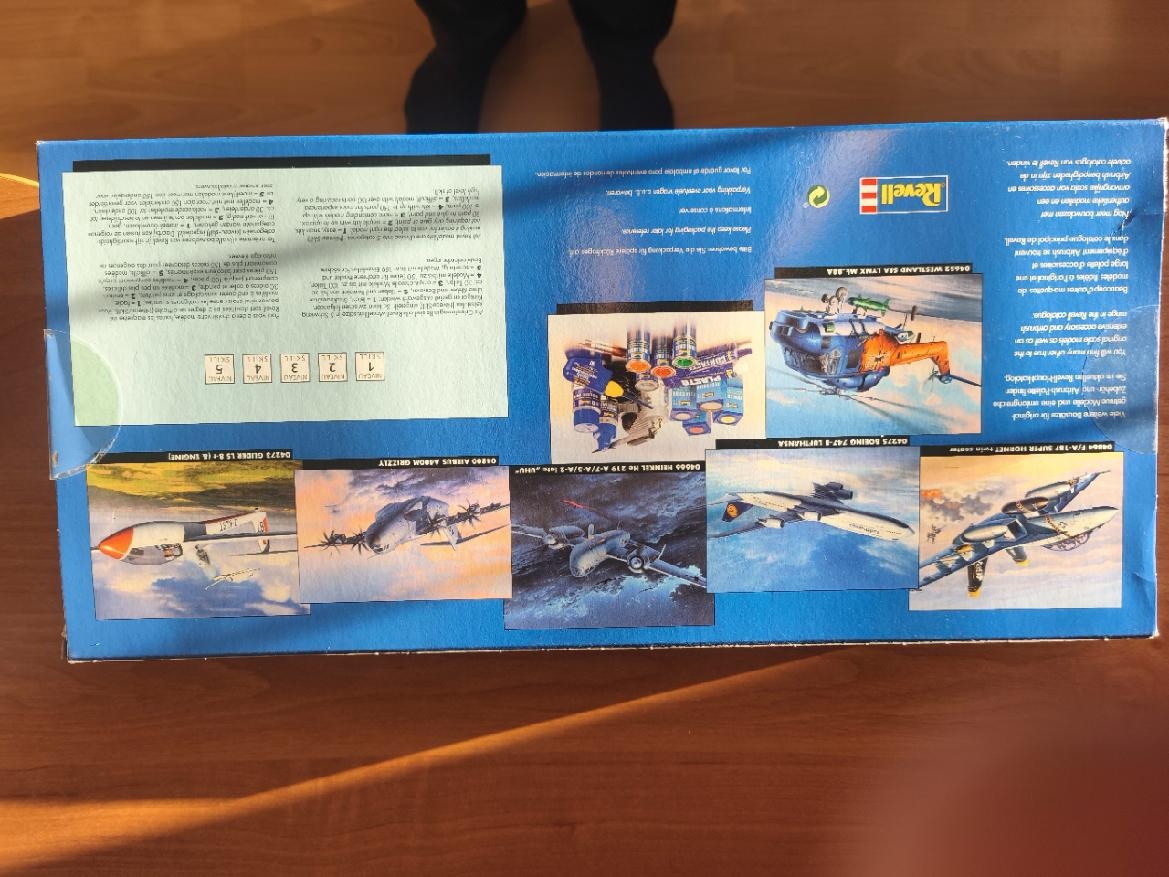 Model letadla TU - 144 D Revell - 3