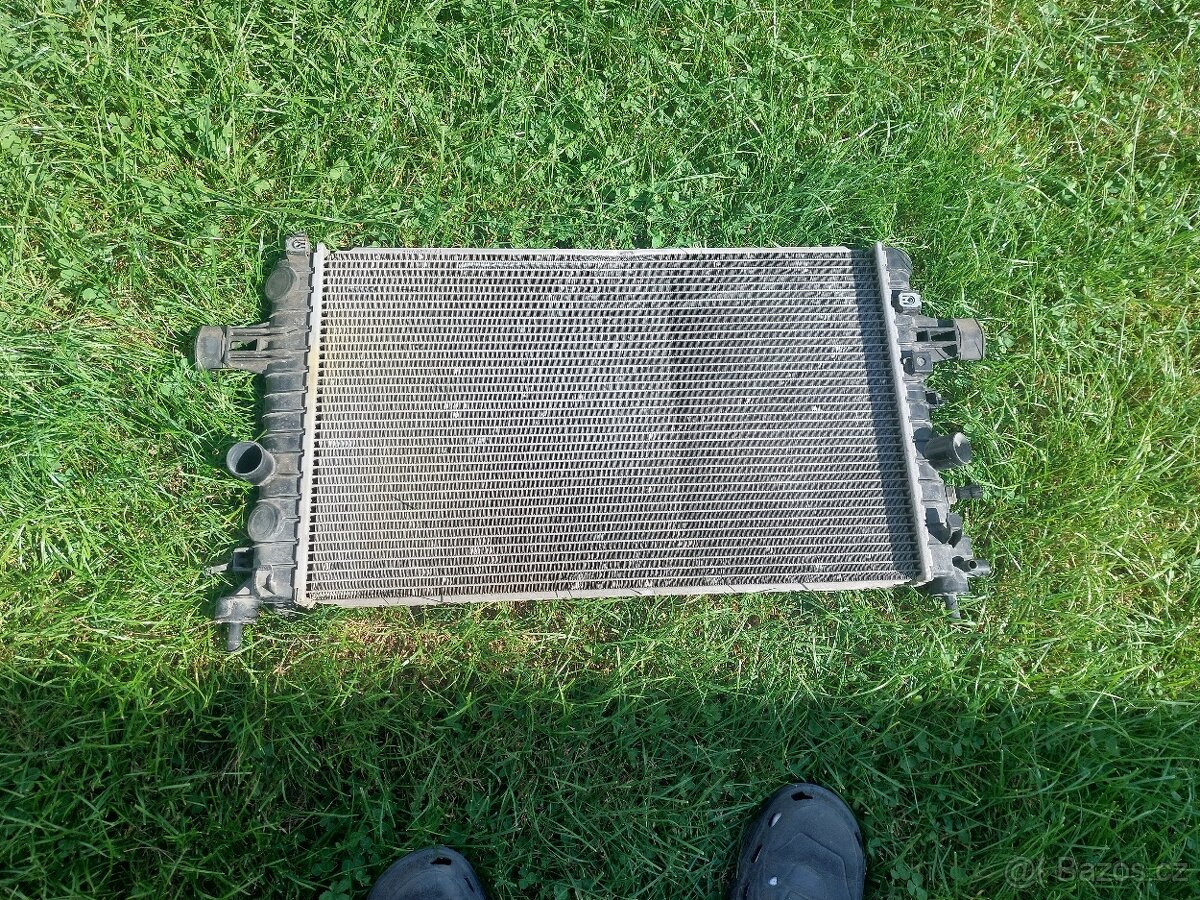 Opel Astra h chladič vody - 3