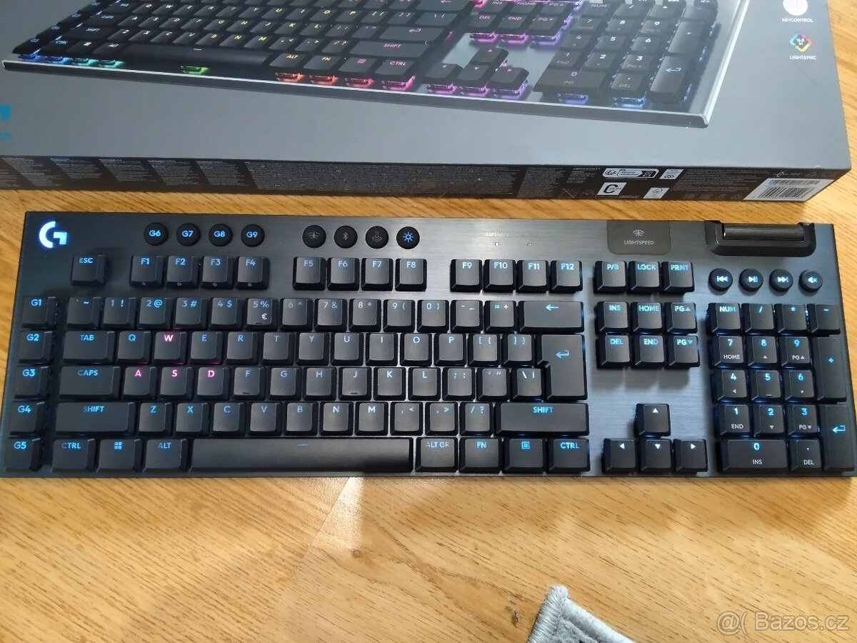 Mechanická klávesnice Logitech G915 X Lightspeed - 3