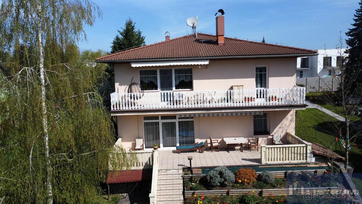 RD 11+3 v obci Ohrobec - 3