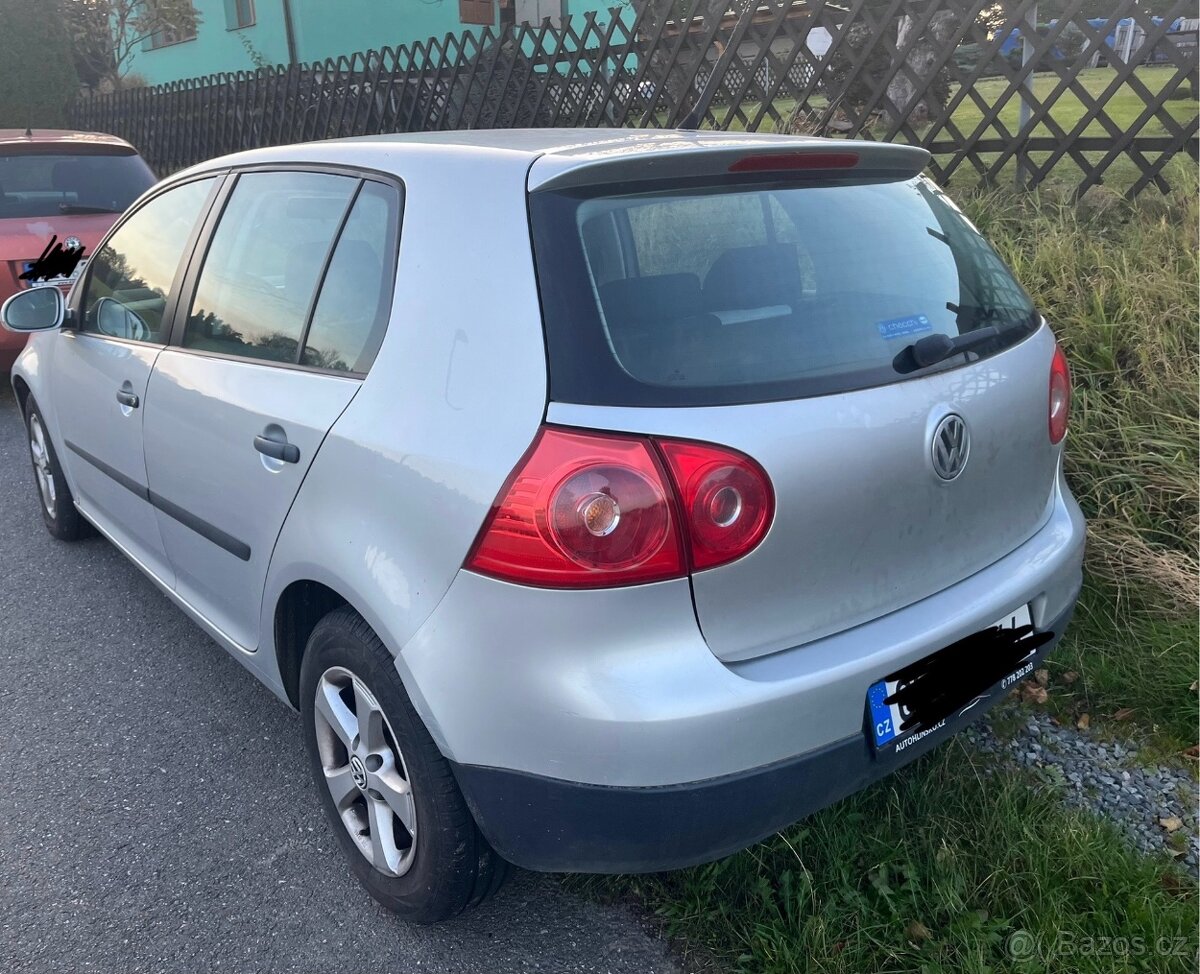 Prodám Golfa - 3