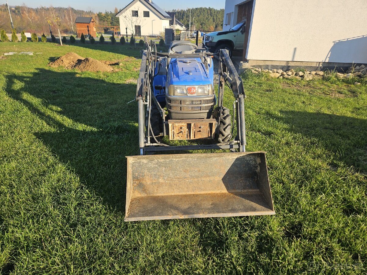 Malotraktor Iseki - 3