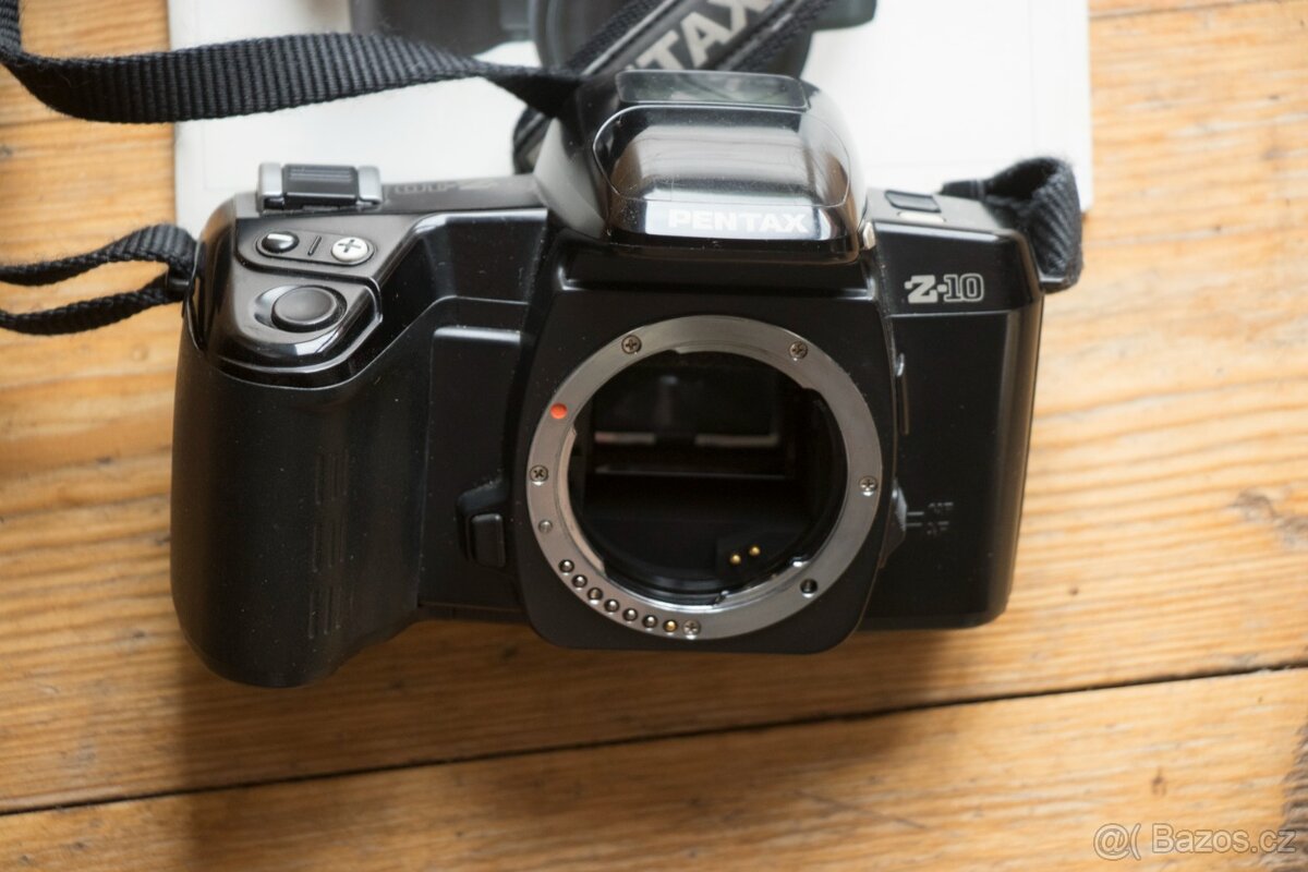 Pentax Z10 - tělo - 3