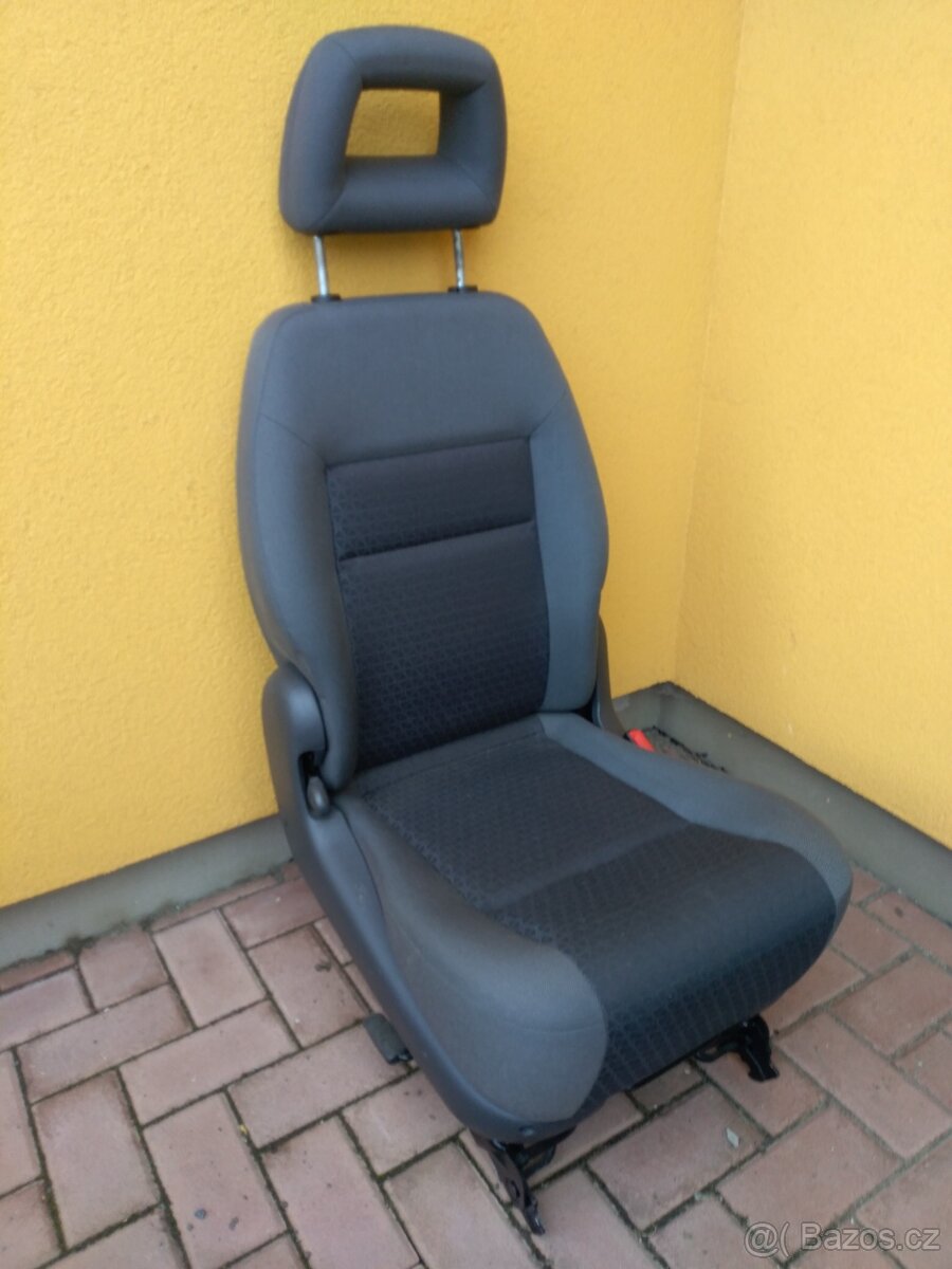 Sedačka Ford Galaxy - 3