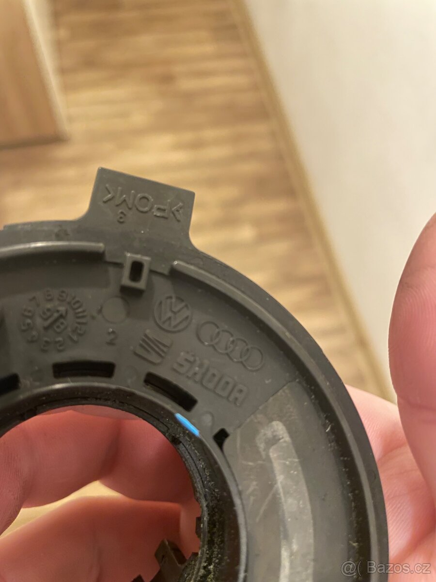 Podvolantový kroužek - 3