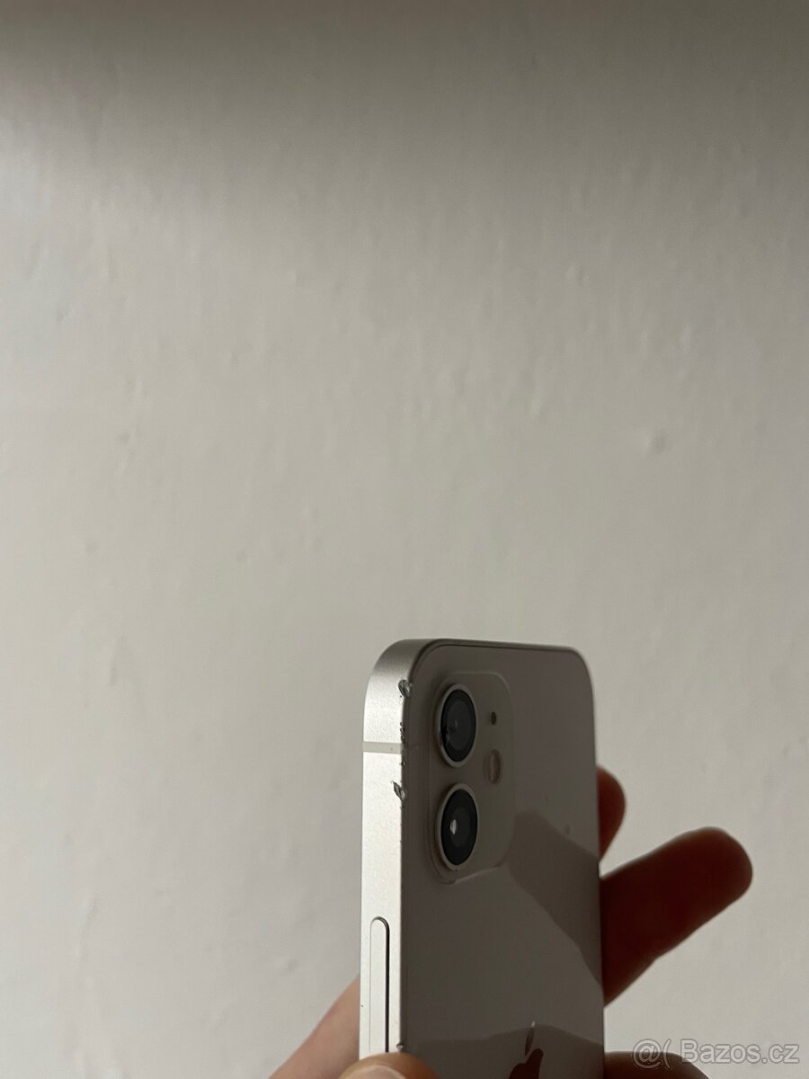 Apple iPhone 128 GB bílý, baterie 100% - 3