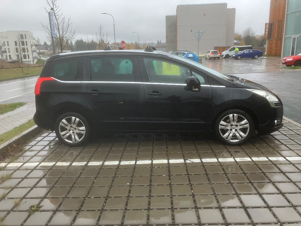 Peugeot 5008 2.0HDi 110KW - 3