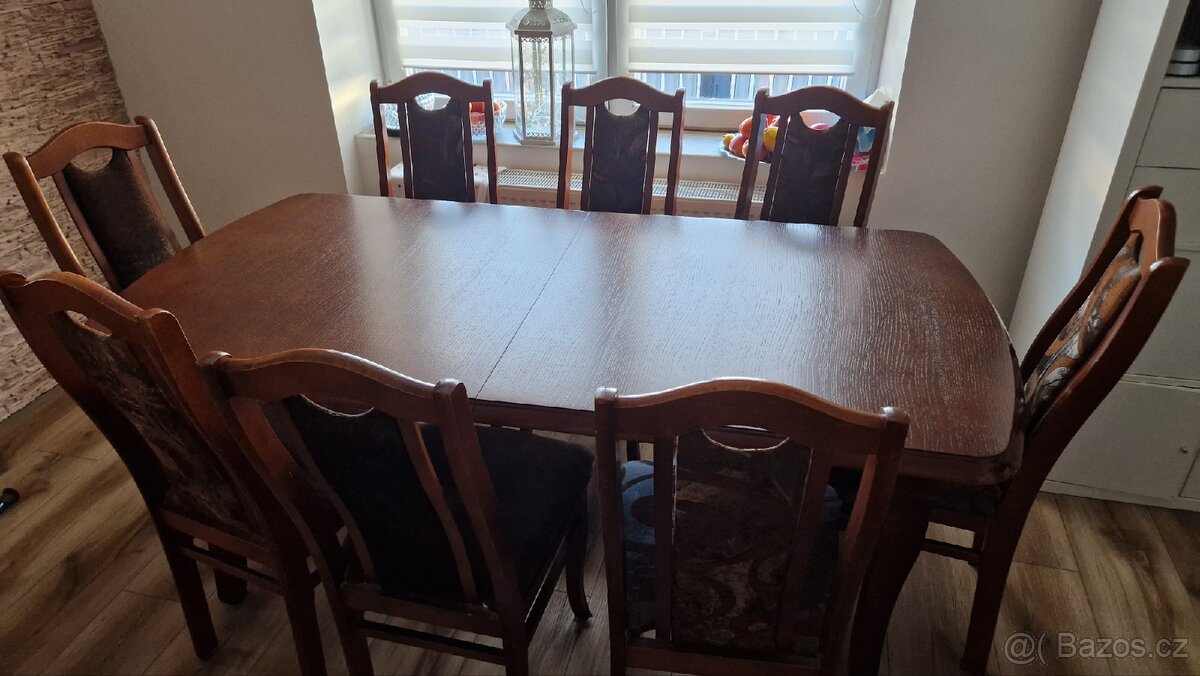 Stůl se židlemi - 3