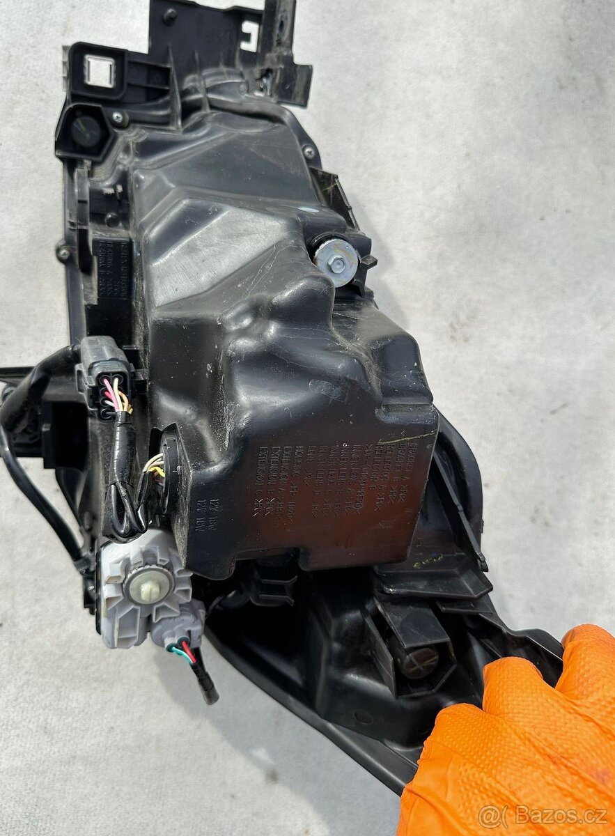 Mazda 2 DD, LED pravý přední světlomet - 3